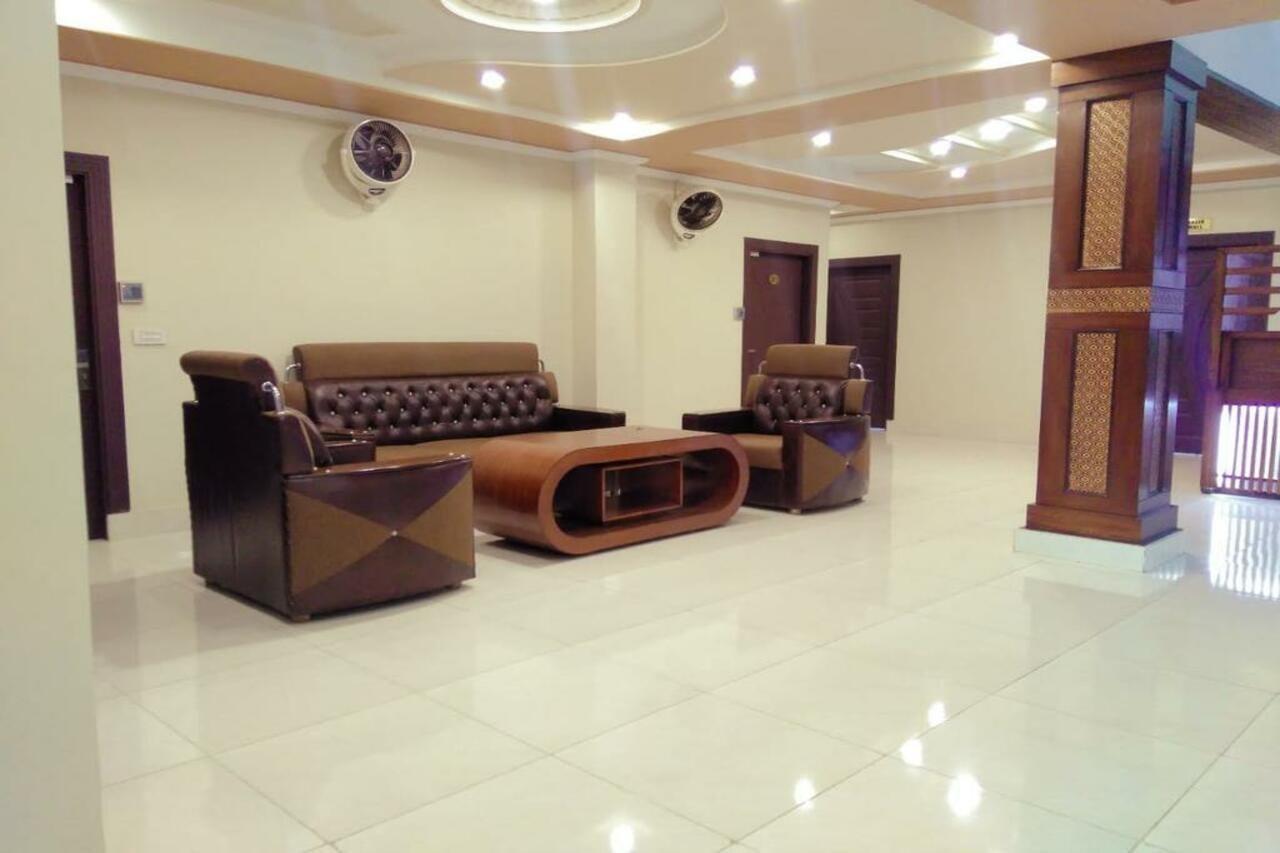 Hotel Crown Inn มุลตาน ภายนอก รูปภาพ