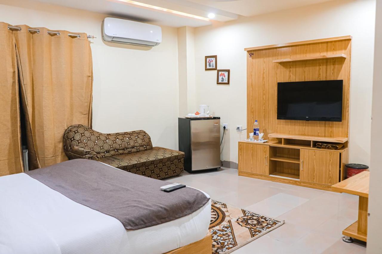 Hotel Crown Inn มุลตาน ภายนอก รูปภาพ