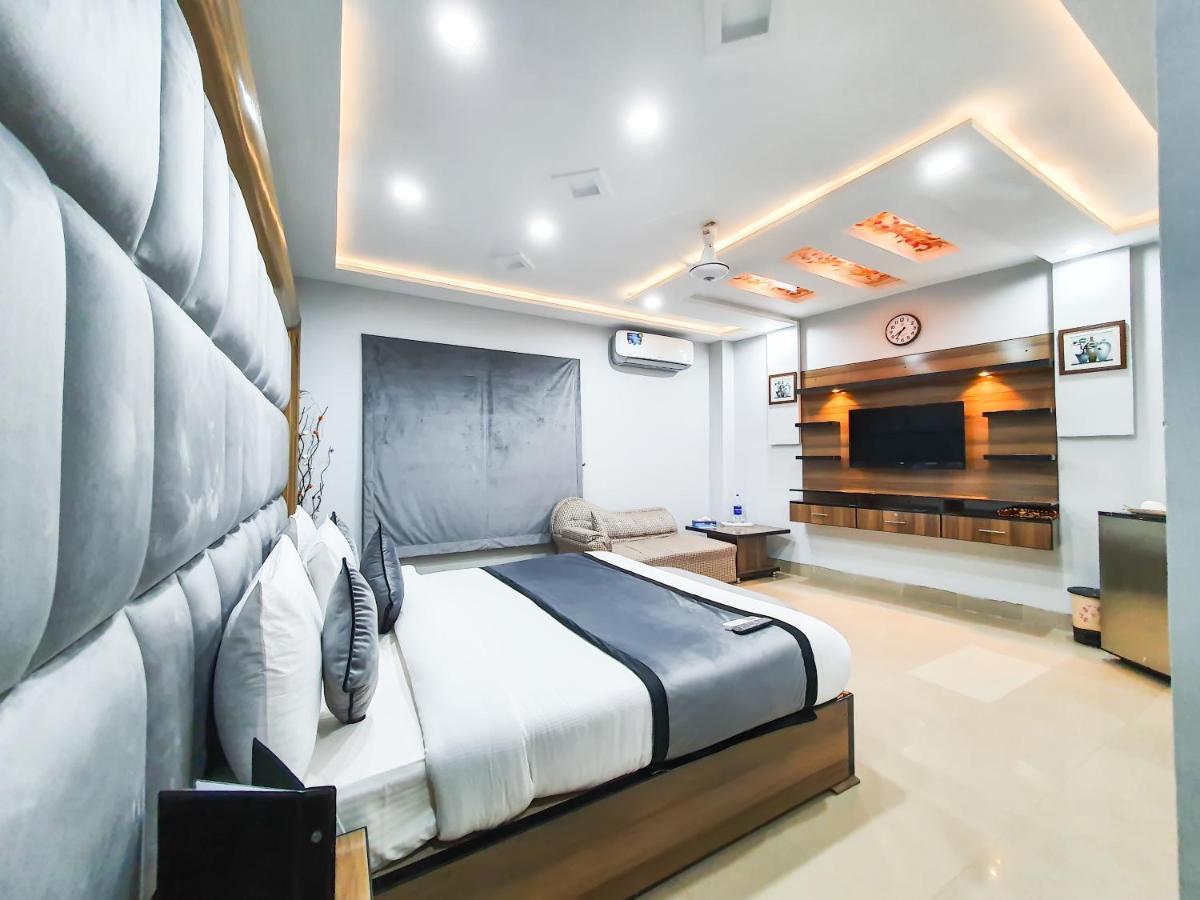 Hotel Crown Inn มุลตาน ภายนอก รูปภาพ