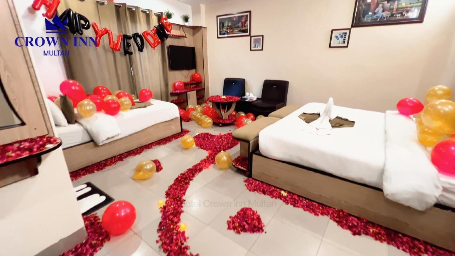 Hotel Crown Inn มุลตาน ภายนอก รูปภาพ